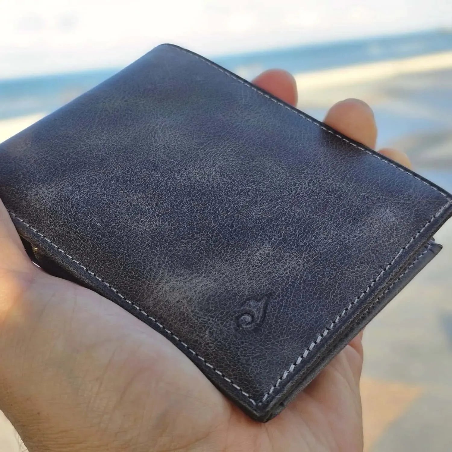 Mens Leather Billfold | Soloist Basalt