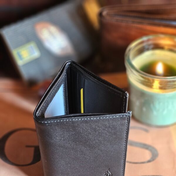 Minimalist Men's Leather Wallet | Apex Onyx - Image 5